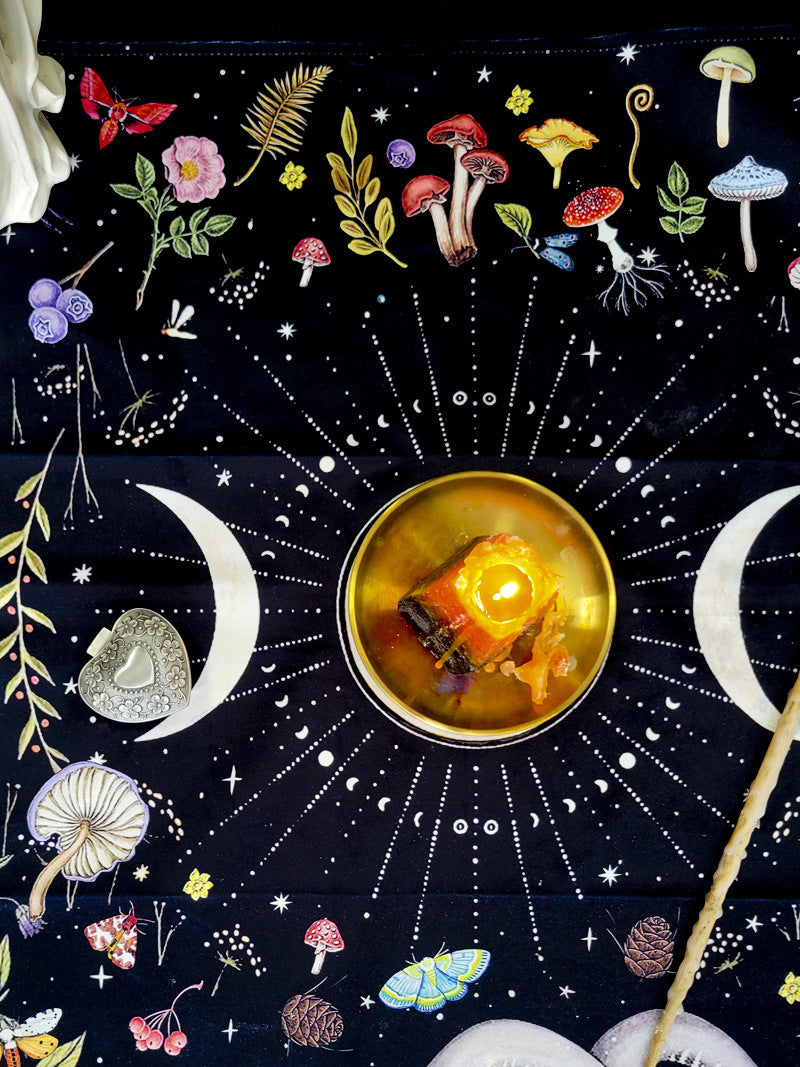 Three-phase Month Netherlands Velvet Tarot Square Home Small Tablecloth