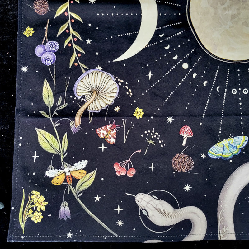 Three-phase Month Netherlands Velvet Tarot Square Home Small Tablecloth